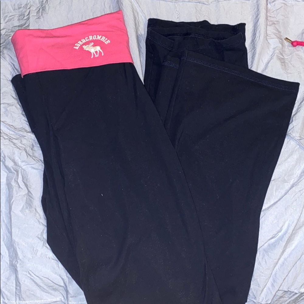 A&F yoga pants